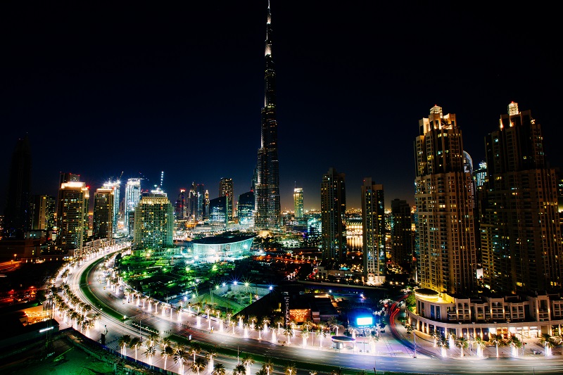 Dubai developers race to lure buyers as downturn bites